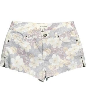 B.P. Collection l flowers and cheetah print short